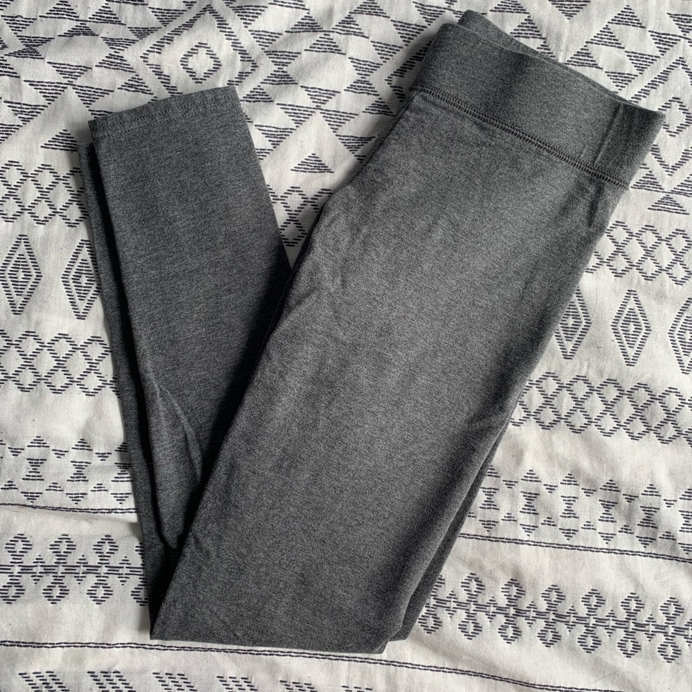 Aerie CHILL PLAY MOVE gray leggings!!